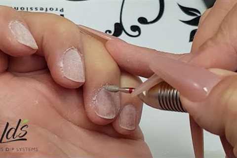 HOW TO | Cuticles Prep on Natural Nails for Gel Polish & Acrylic Nails